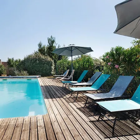Сasa de vacaciones 10 A 12 Personnes Avec Piscine Saint-Avit-Rivière